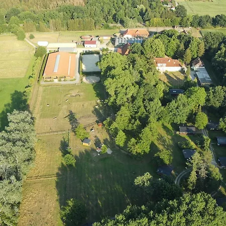 Mit Garten, *