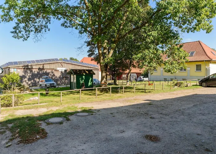 Semesterbostad Mit Garten, *